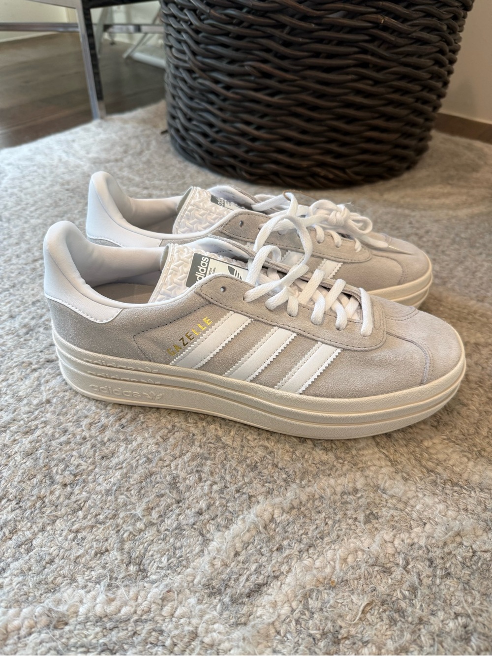 adidas | Gazelle Bold sz 8.5 - Picture 3 of 6